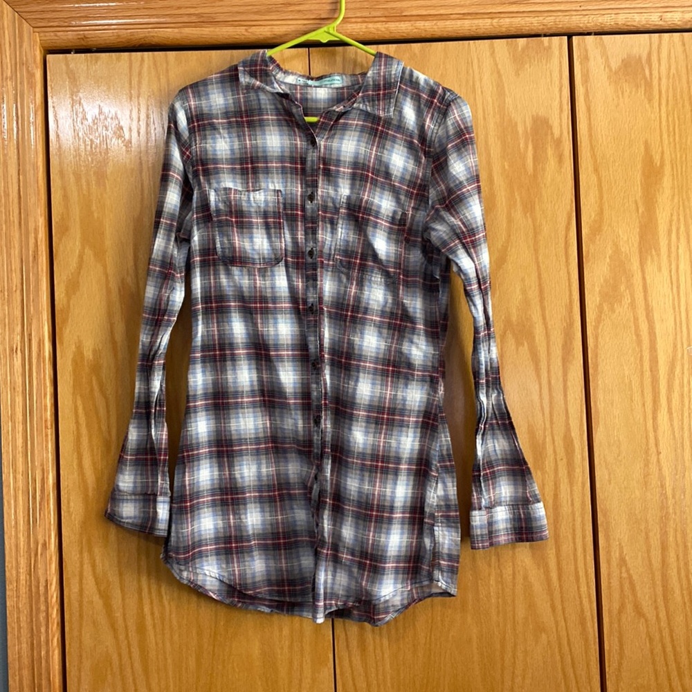 Maurices plaid button down shirt